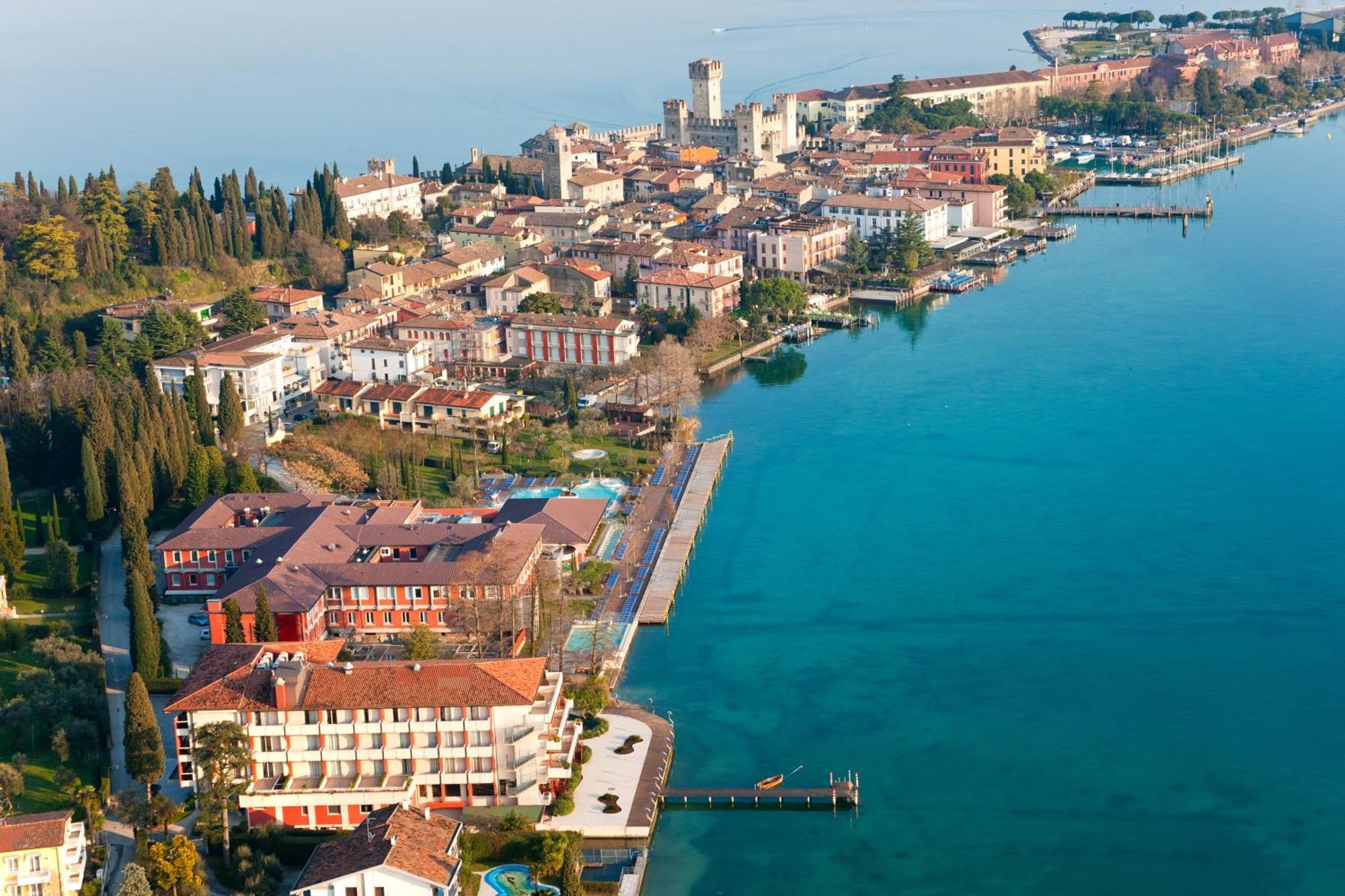 Lake View Dom-Us Apartment - Happy Rentals Рива дел Гарда Екстериор снимка